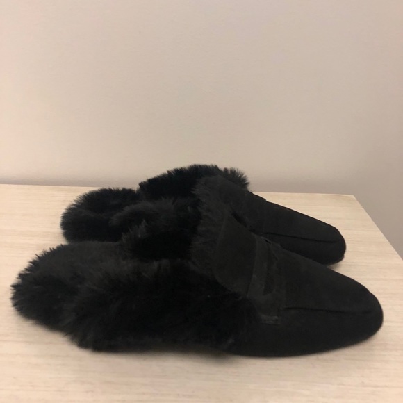 Forever 21 black fuzzy mules - Picture 2 of 3